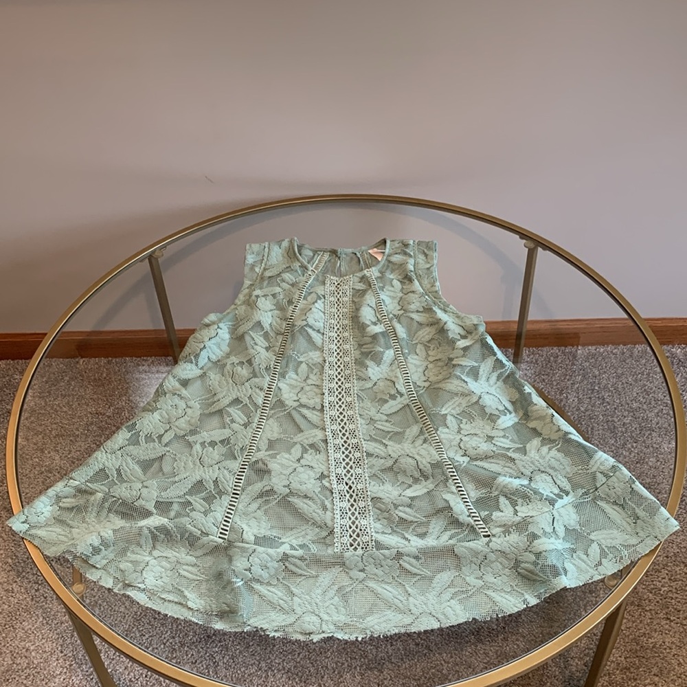 Xhilaration Sleeveless Lace Top - Picture 13 of 16
